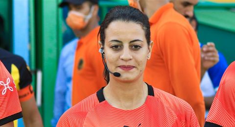 أول مصريَة تنافس على لقب 