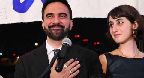 بخطاب عربي.. ممداني يتحدى ترامب ويقترب من حكم نيويورك