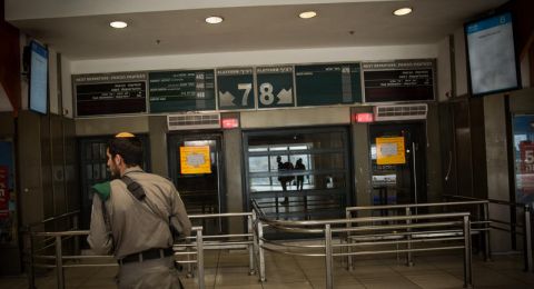 انخفاض حاد في استخدام المواصلات العامة بعد رفع الأسعار بنسبة 33%