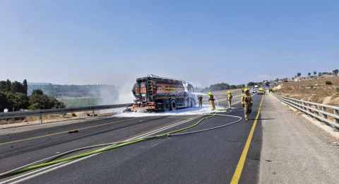 حادث طرق بين شاحنتين بالقرب من مفرق هموفيل