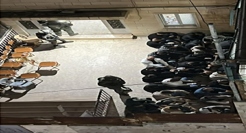 الشرطة تقتحم قاعة أفراح في العيزرية وسط حالة من التوتر