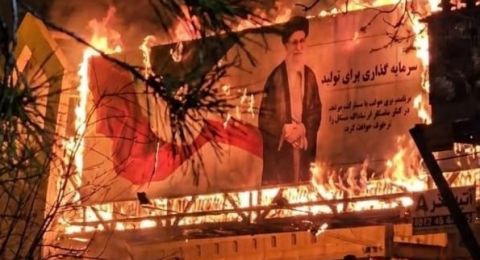 اجتماع طارئ للمجلس الأعلى للأمن القومي الإيراني وسط احتجاجات ومخاوف من هجوم إسرائيلي