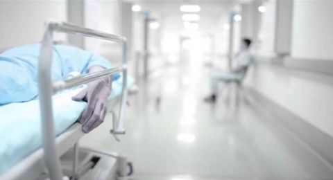 وعكة صحية مفاجئة تُدخل منى فاروق المستشفى والجمهور يدعو لها بالشفاء