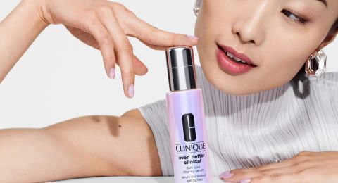 Even Better Clinical - السيروم الأقوى من كلينيك، الآن بتركيبة أقوى ومتقدّمة أكثر -