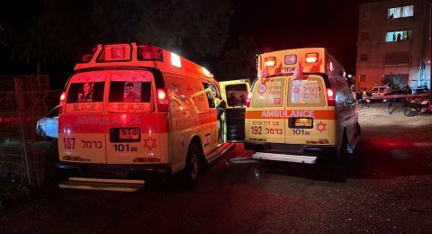 إصابة شابين بجروح متوسطة وخفيفة في حادث عنف قرب جسر الطيبة