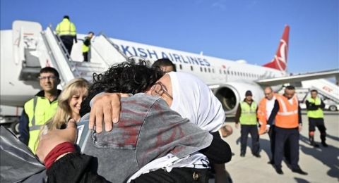 وصول 7 ناشطين من سفينة 