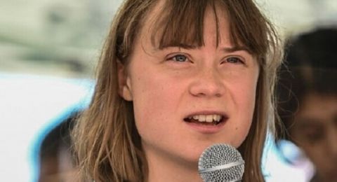 احتجاز الناشطة غريتا ثونبرغ وظروف اعتقالها تثير الجدل