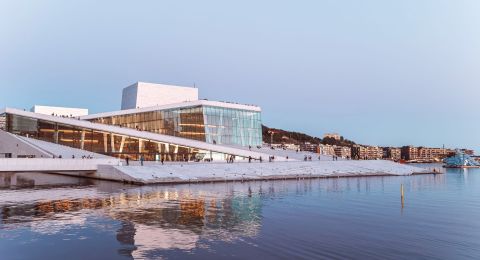 دليل الأنشطة المميزة والعناوين الجذابة في أوسلو عاصمة النرويج