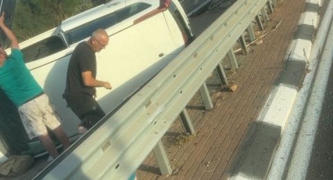 إصابة خطيرة في حادث بين حافلة ومركبة في بيت شيمش