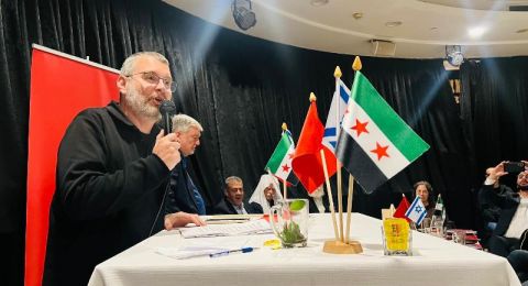 توم فنجر لبكرا: كتاب 