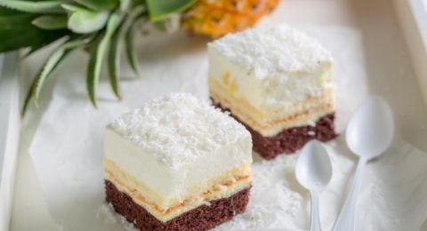 كيك جوز الهند البارد