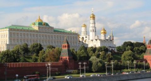 روسيا تطلق إجراءات اختبارية لتسهيل دخول السياح الأجانب عبر حدودها من دون تأشيرة