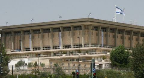 تقديرات: نتنياهو يتجه لحل الكنيست وإجراء الانتخابات في الربيع المقبل بسبب أزمة قانون التجنيد