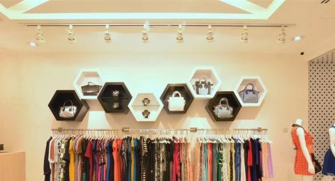 لإطلالة أنحف هذا الصيف: إليك حيل أزياء ذكية!