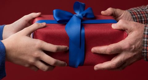 هدايا تحبها امرأة برج الدلو تناسب ذوقها واهتماماتها