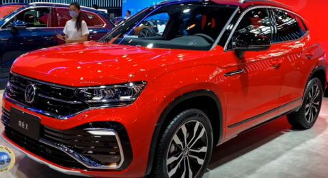 فولكس فاغن تروّج لسيارتها الشبابية الجديدة