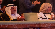 فيديو يجمع الأمير تركي الفيصل وبريجيت ماكرون يشعل مواقع التواصل فيديو يجمع الأمير تركي الفيصل وبريجيت ماكرون يشعل مواقع التواصل