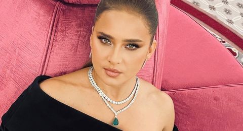 نيللي كريم تحتفل بترشيح فيلم 