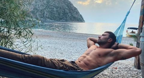 فضيحة مالية في تركيا.. ممثل شهير يهرب بعد احتيال بـ15 مليون ليرة