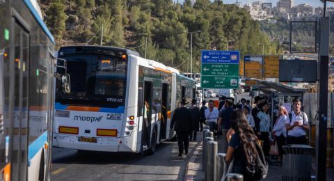 غياب عشرات السائقين العرب عن عملهم في القدس بسبب التحريض والعنف