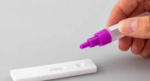 تحقيق أمريكي يثير جدلًا حول ارتباط لقاح كورونا بوفاة أطفال