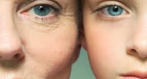 لن تصدق.. 3 أخطاء ترتكبها النساء تسرع شيخوخة البشرة