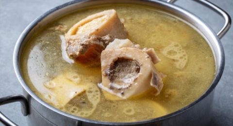شوربة عظام البقر الصحية
