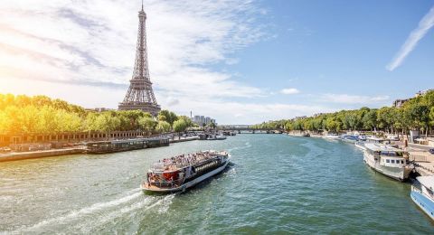 شهر العسل في باريس .. دليل لأجمل الأماكن الرومانسية