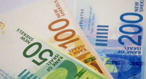 قطاع المطاعم والفنادق يسجّل أدنى الرواتب بمتوسط 5,807 شيكل فقط