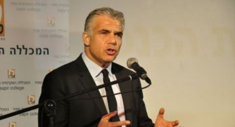 لابيد: إسرائيل تتجاهل صفقة إطلاق سراح الرهائن في غزة