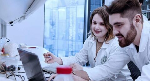 روسيا.. ابتكار بوليمرات قادرة على الإصلاح ذاتيا