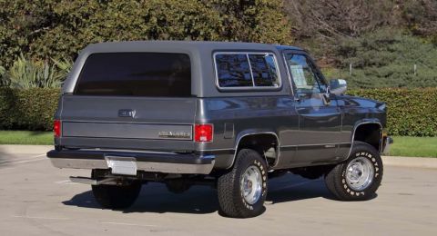 يمكنك امتلاك أحدث سيارة شيفروليه بليزر 1989 موجودة