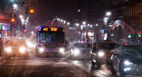 القيادة في ليل الشتاء .. نصائح لضمان رؤيتك وسلامتك على الطريق