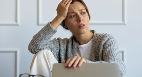 دراسة: الإجهاد المزمن يهدد الشابات بالسكتة الدماغية