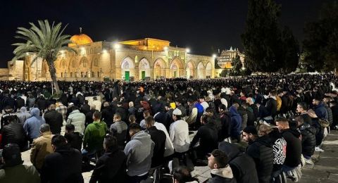 65 ألفًا أدوا العشاء والتراويح في المسجد الأقصى