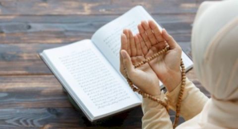 دعاء للأبناء بعد صلاة الفجر .. ردّده ليشرح الله صدورهم ويهديهم ا