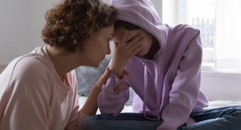 دراسة تكشف عن ارتباط بين أعراض انقطاع الطمث وصحة الدماغ