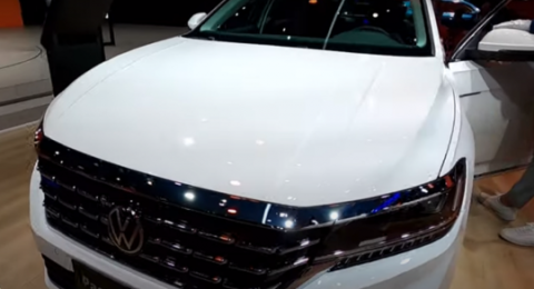 فولكس فاغن تعدّل Passat الشهيرة وتزيد جاذبيتها