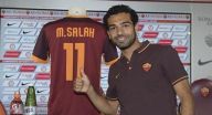 المصري محمد صلاح يرد بقوة على محاولة إيقاعه في وحل السياسة