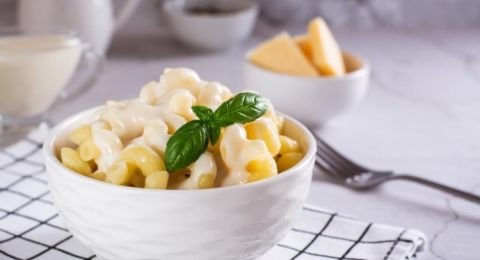 طريقة عمل الباستا البيضاء