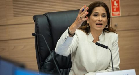 زعيمة المعارضة ميراف بن آري تنتقد الحكومة بسبب العنف ضد الفلسطينيين