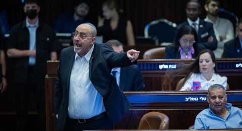 نائب رئيس الكنيست من الليكود يمتدح مئير كهانا ويصفه بأنه كان “محقًا في أمور كثيرة”