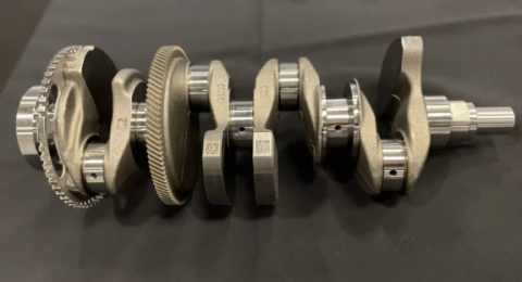 هل تشتري سيارة دودج تشارجر بمحرك أربع أسطوانات؟