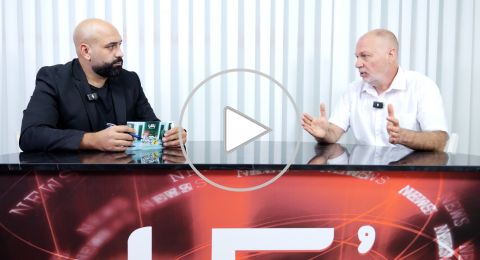 بروفيسور سيمونسون لـ 