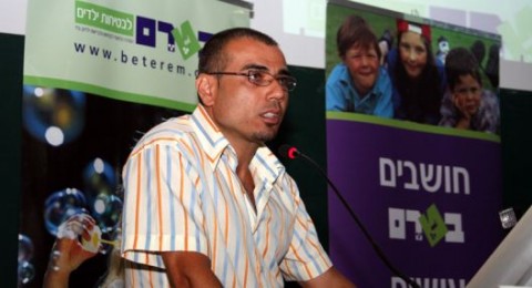 بطيرم تشجّع على استعمال مقاعد الآمان