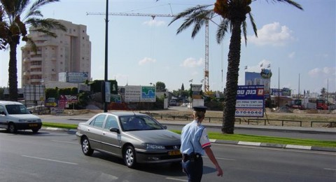 عزيزي السائق...إنتبه فالشرطة بإنتظارك نهاية الإسبوع