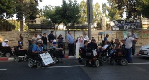 تحسن في تمثيل ذوي الإعاقة بالمؤسسات العامة مقابل فجوات بارزة في الوزارات والشركات الحكومية          Ask ChatGPT