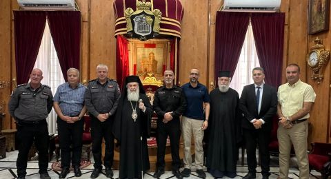 سلطة الإطفاء والإنقاذ تلتقي غِبْطَة بَطْرِيرَك المدينة المقدسة في القدس.