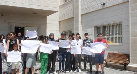 تظاهرة في عرابة رفضًا لمحاولات إغلاق مدرسة 