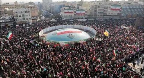 مسؤول إيراني: مقتل نحو ألفي متظاهر منذ بدء الاحتجاجات وتهديدات أميركية بالتصعيد